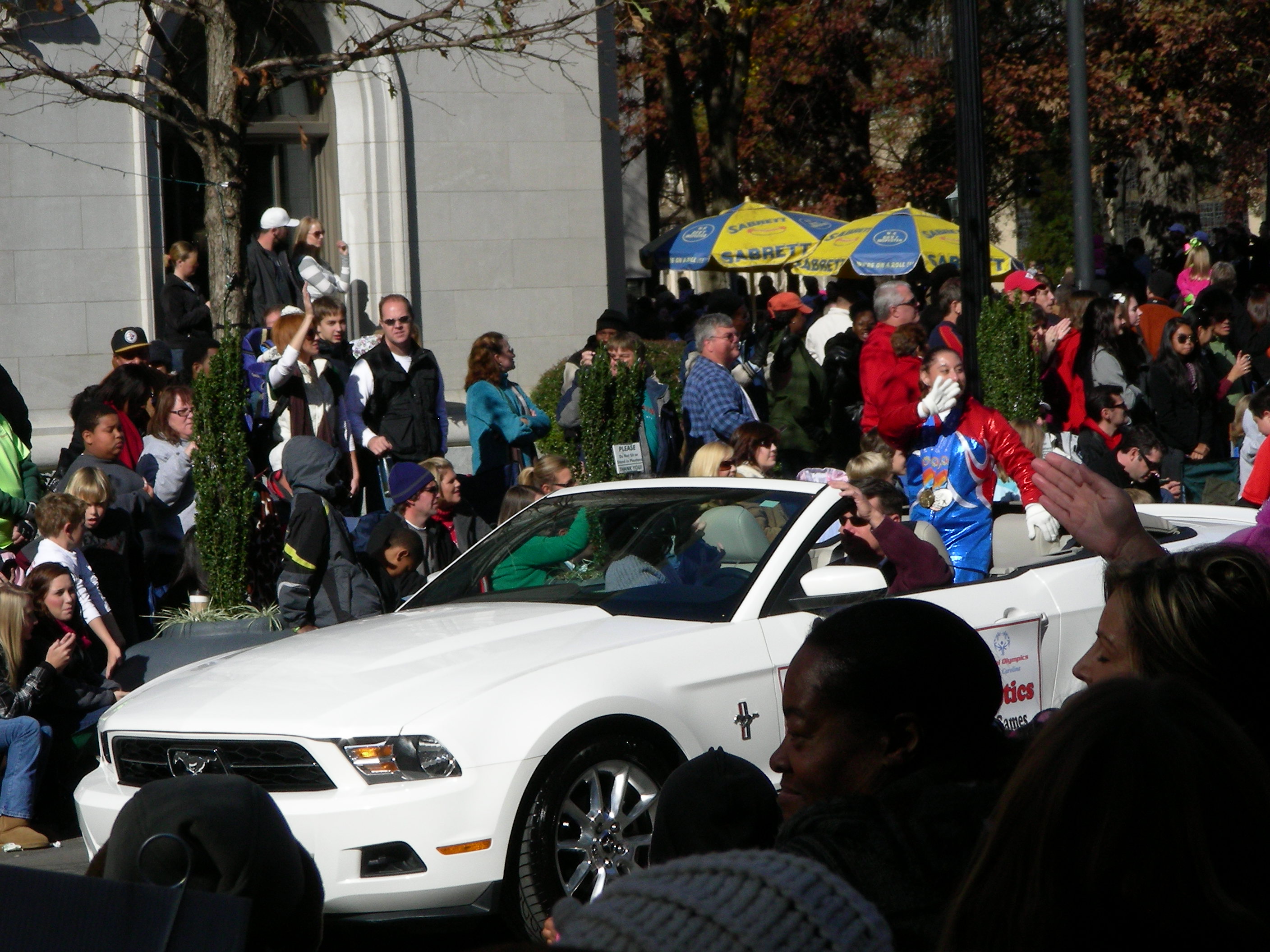 ./2011/Raleigh Christmas Parade/DSCN8431.JPG